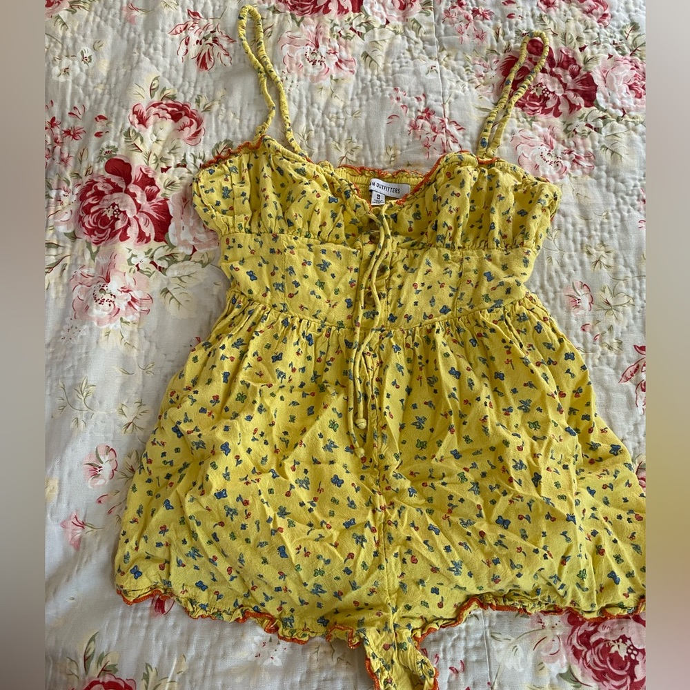 Urban Outfitters Yellow Romper Size M